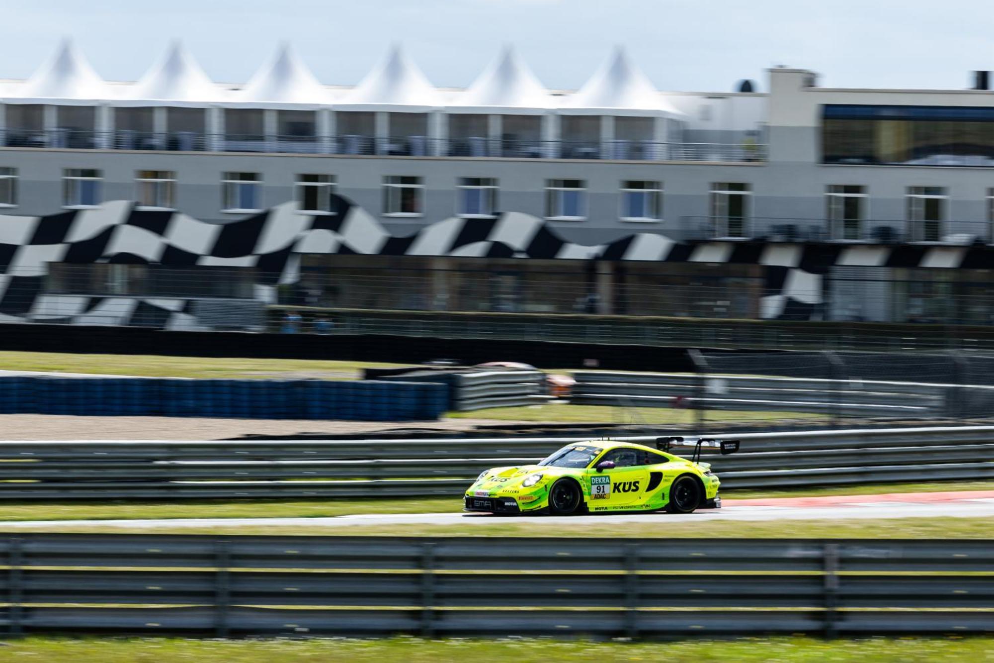 Hotel Motorsport Arena Oschersleben Εξωτερικό φωτογραφία