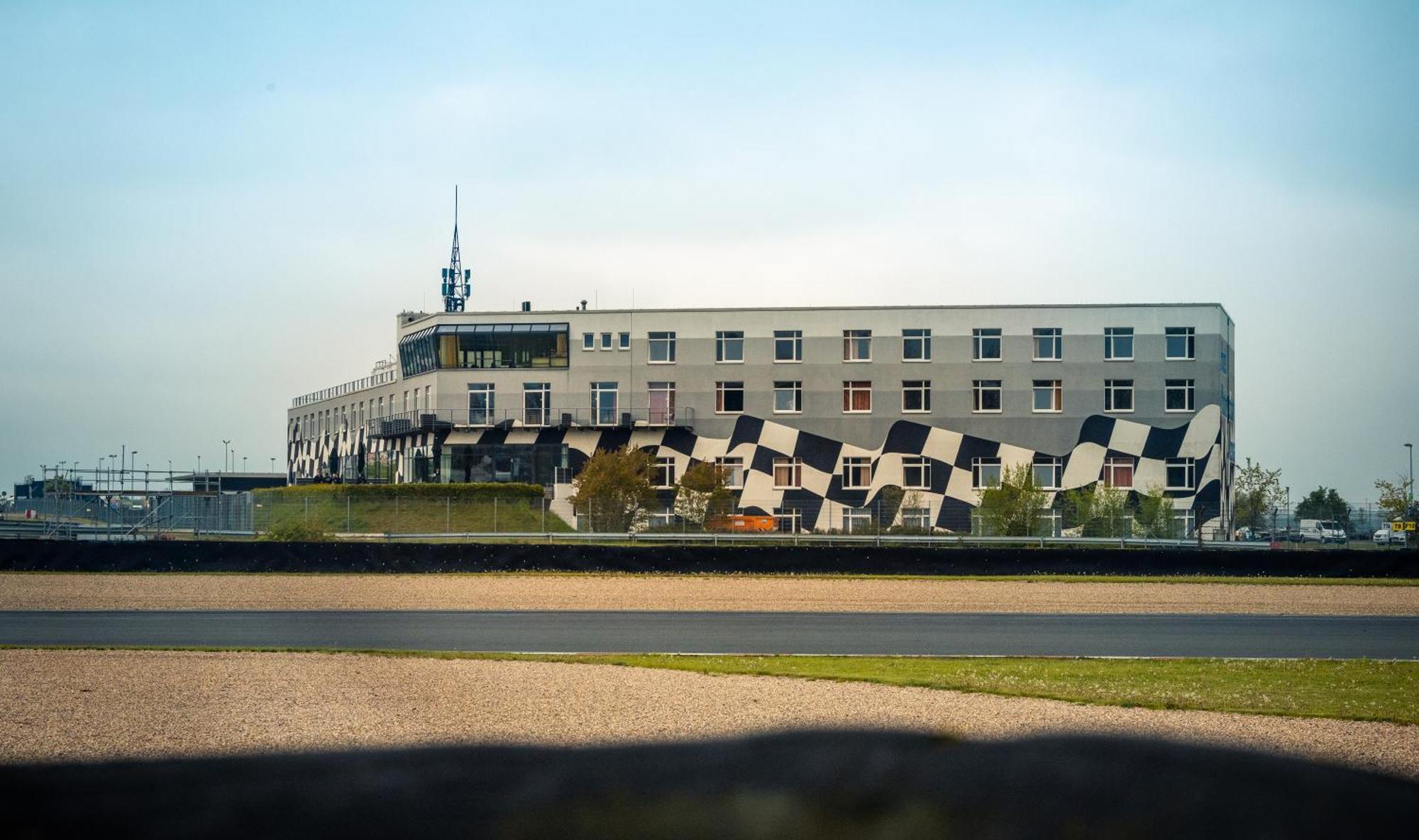 Hotel Motorsport Arena Oschersleben Εξωτερικό φωτογραφία