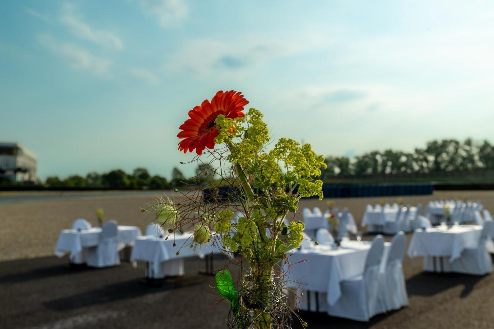 Hotel Motorsport Arena Oschersleben Εξωτερικό φωτογραφία